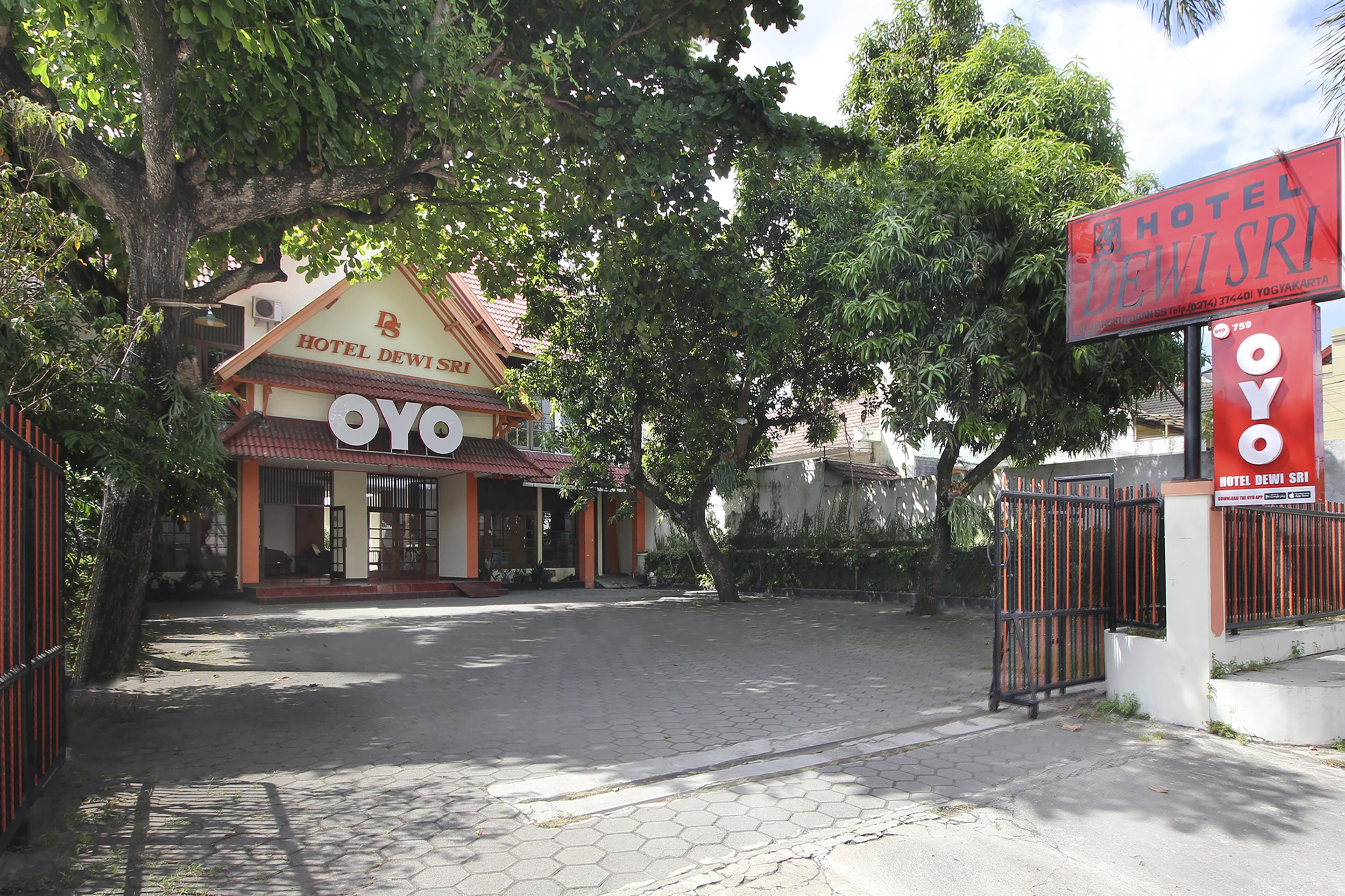 Hotel Dewi Sri Redpartner Yogyakarta Kültér fotó